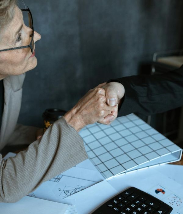 Interactive cost calculator for furniture delivery routes