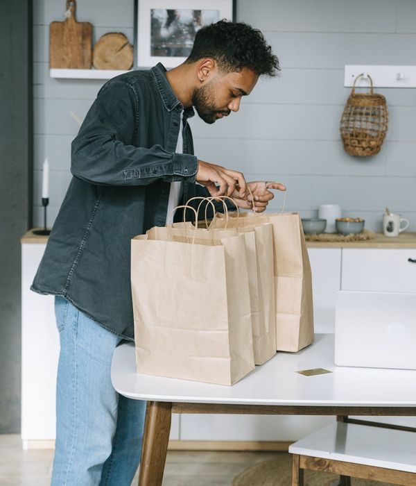 Mission and values of independent furniture delivery platform