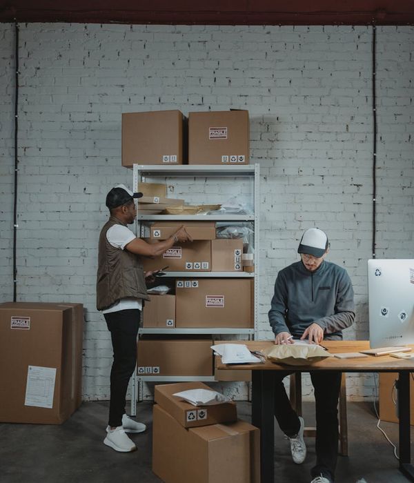 Professional packing guidelines for safe furniture transport